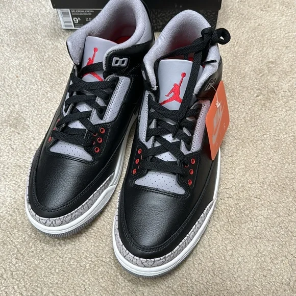 Jordan Retro 3 Reimagined Black Cement - Picture 3 of 8